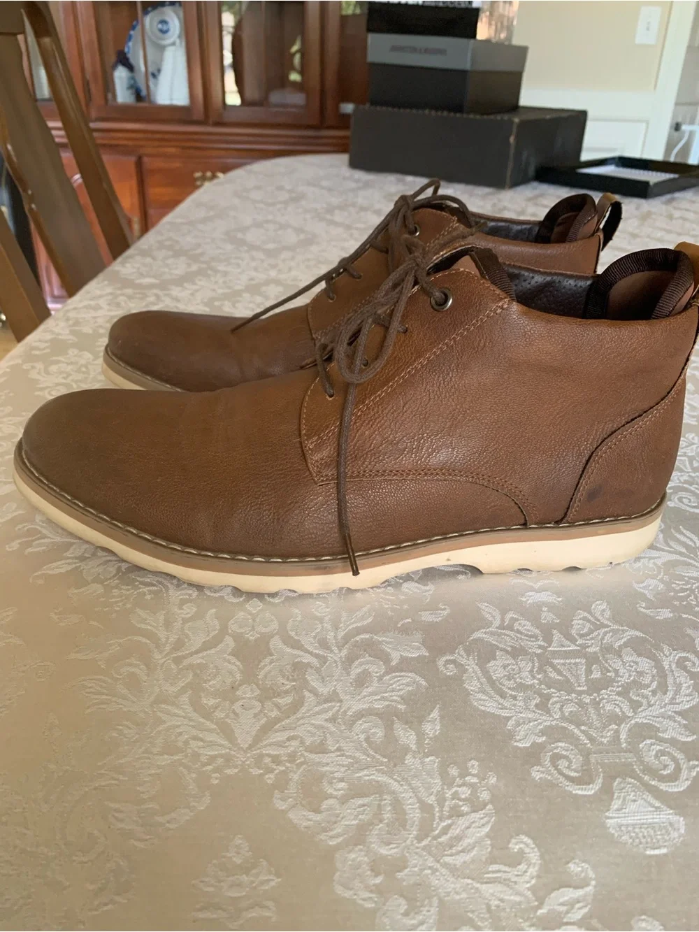 Men's Brown Leather Chukka Boots with Contrast Crepe Sole